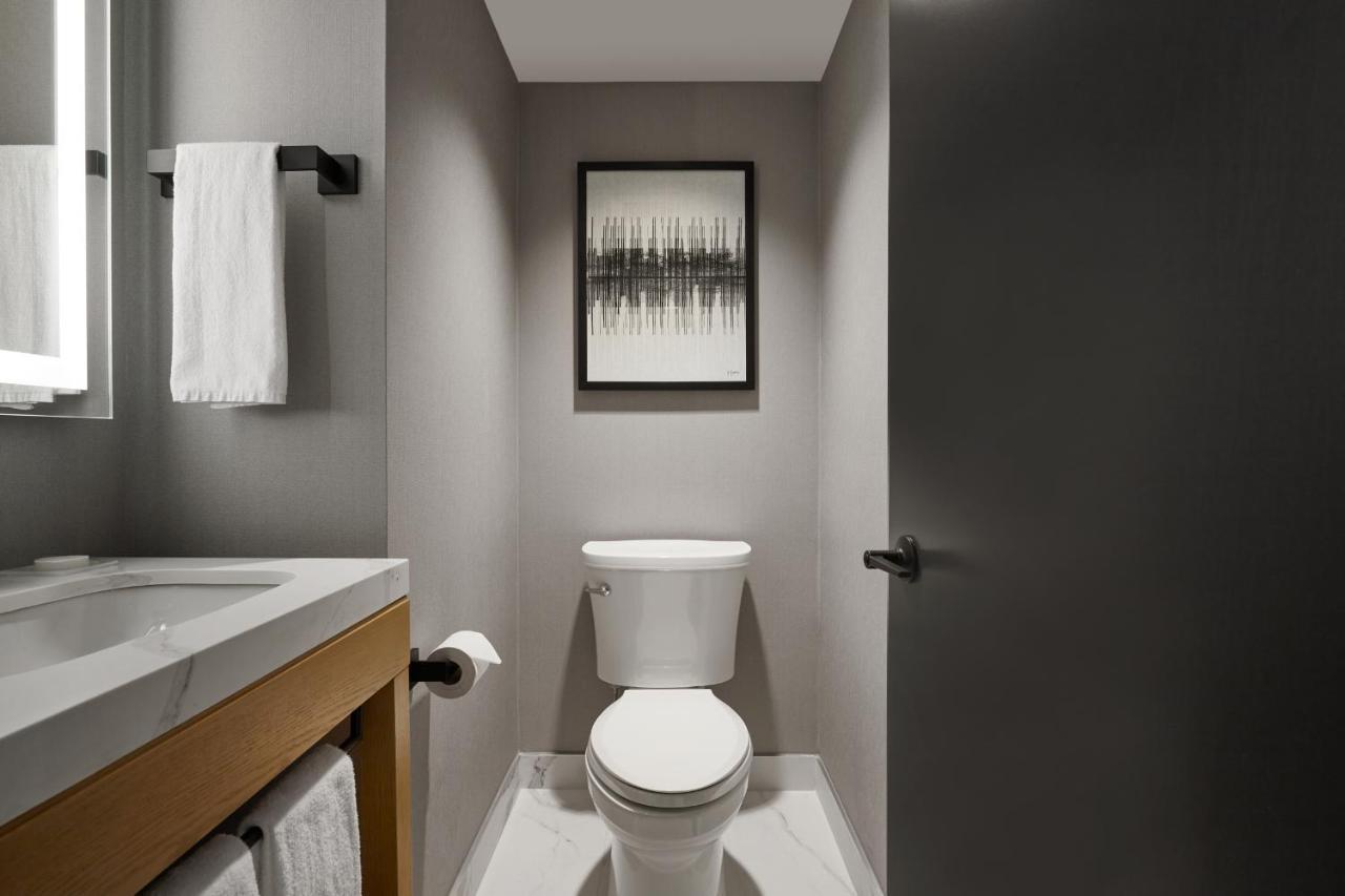 One-Bedroom King Suite with Sofa Bed,1340886743:JPEG